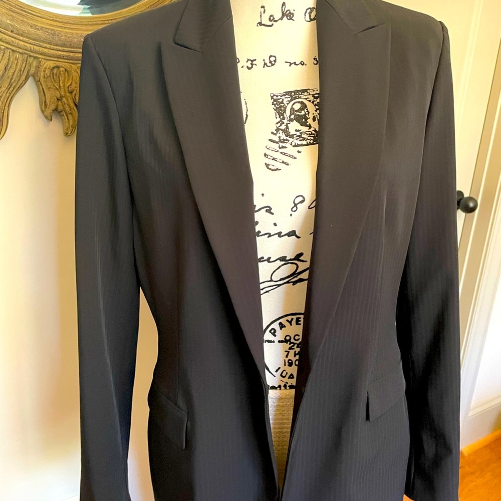 Fierce Black Tahari Jacket!